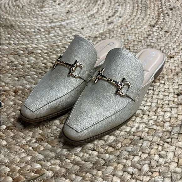 CL by Chinese Laundry Gold Mules - Picture 3 of 3